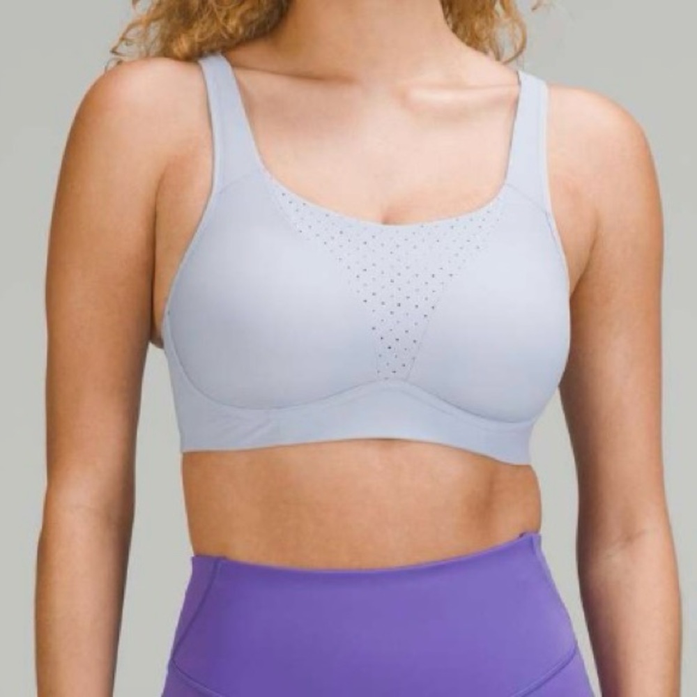 LULULEMON ATHLETA  36 DD Blue Linen‎ Run Times Bra High Support *Flaw